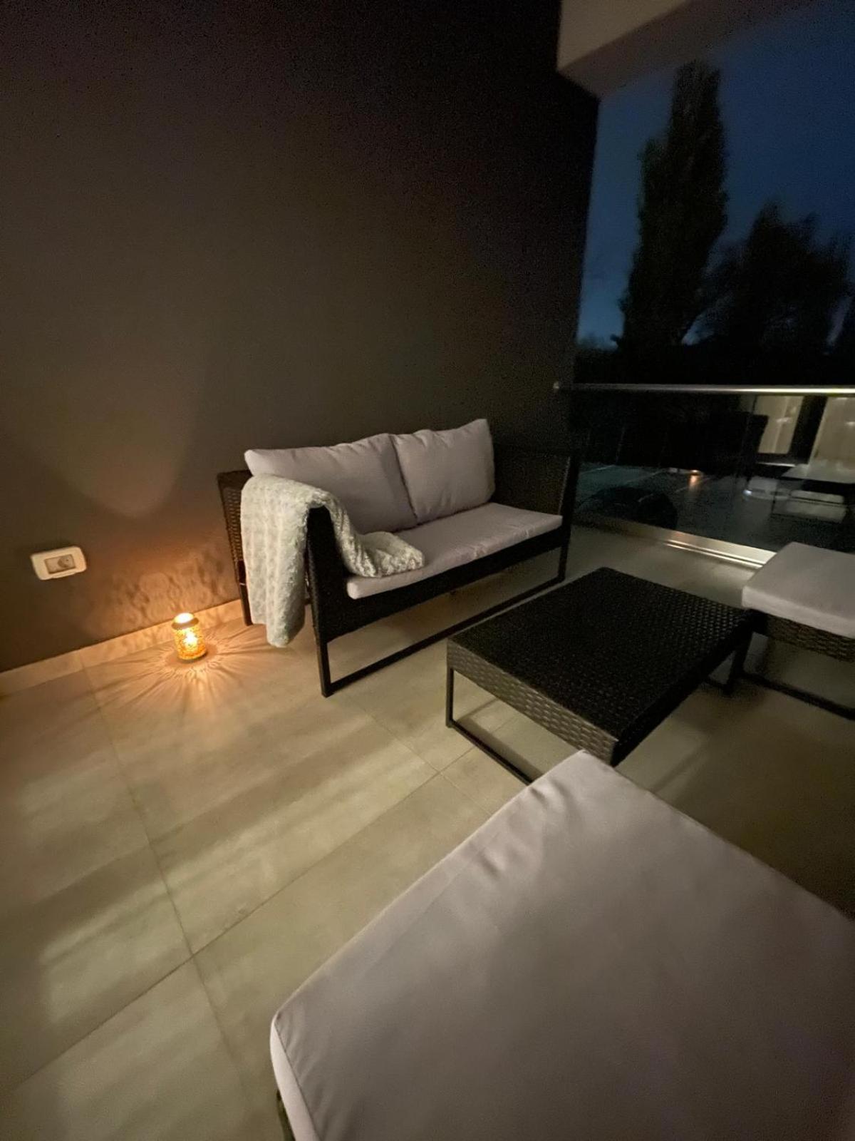 Negruzzi Apartment Dumbravita  Экстерьер фото